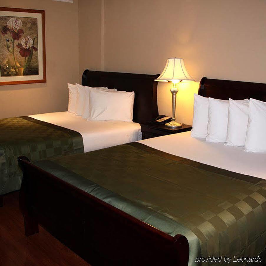 Ambassador Inn Alhambra Kültér fotó